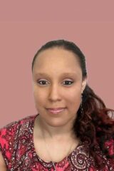 Conference-Headshot—Danielle-400×600