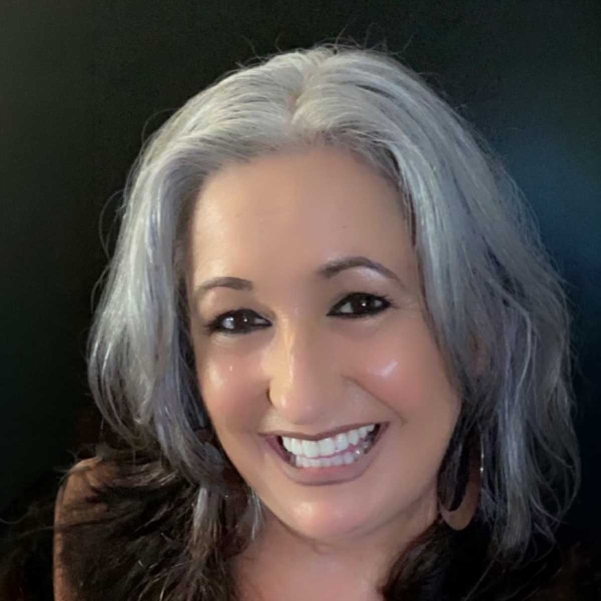 StaarCon 6 Presenter Teri Salomoni.

