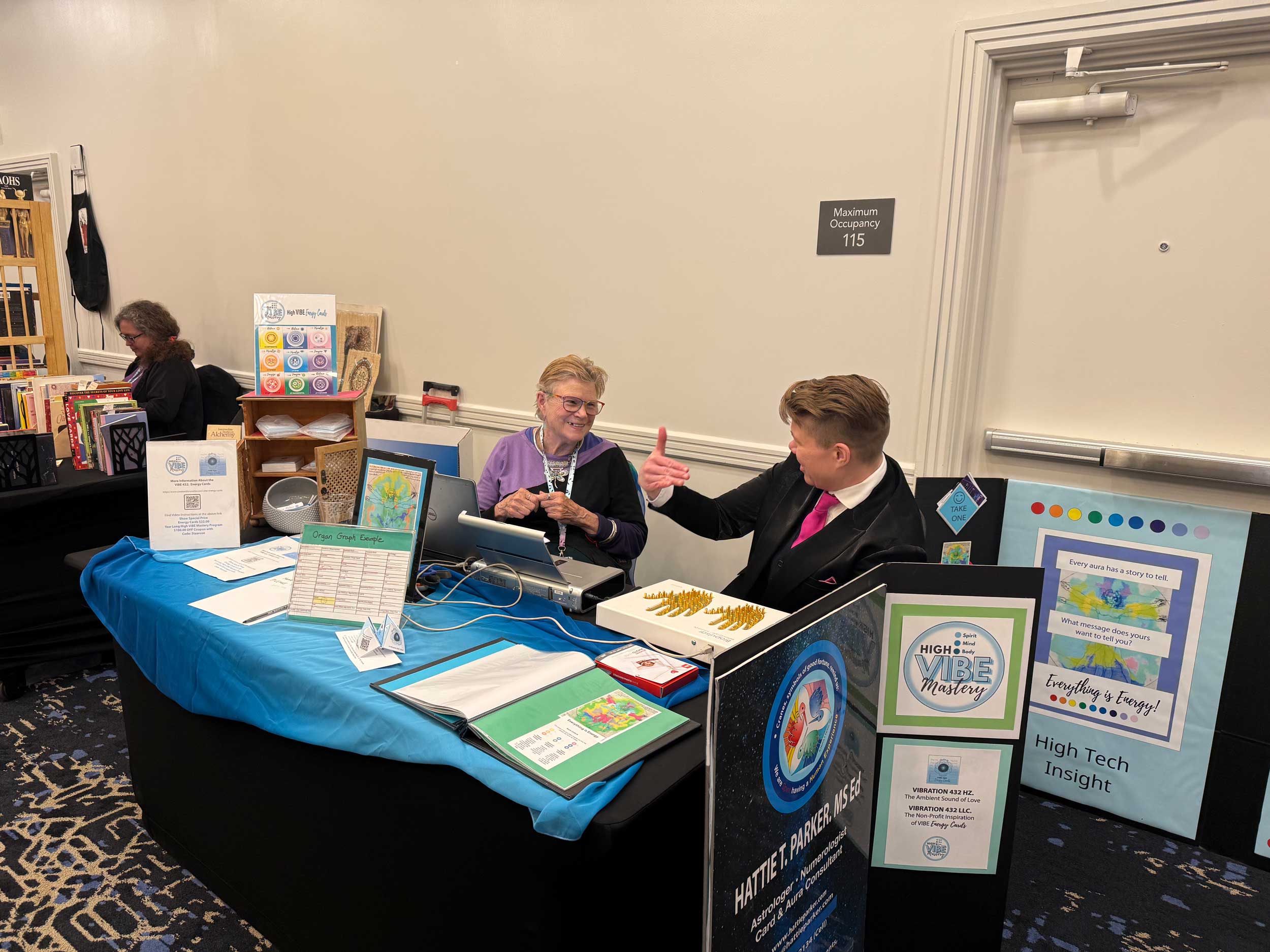 IMG_9153-2500x1875 Hattie Parker in the exhibition hall at StaarCon 5.